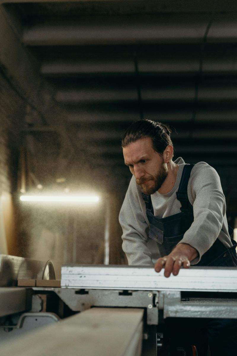 Holzhandwerk Anfänger GmbH - Image 6